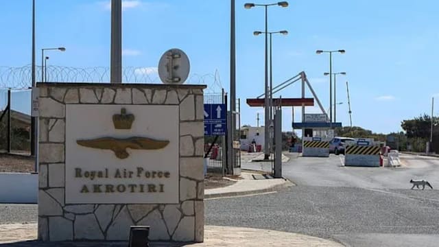 英国驻塞浦路斯空军基地疑似遭袭击