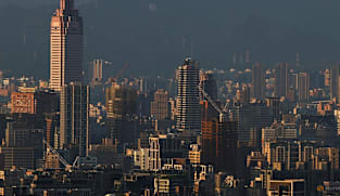 Taiwan Q4 economic growth beats forecasts on solid AI demand