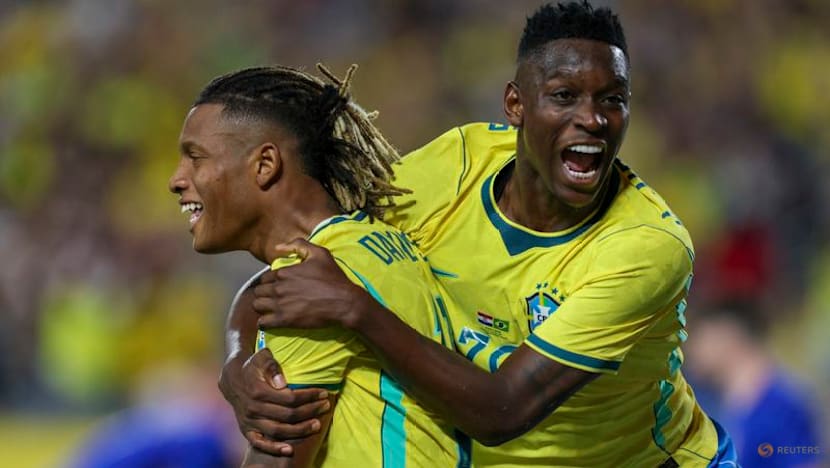 Brazil score twice late on to beat Croatia 3-1 in World Cup tune-up