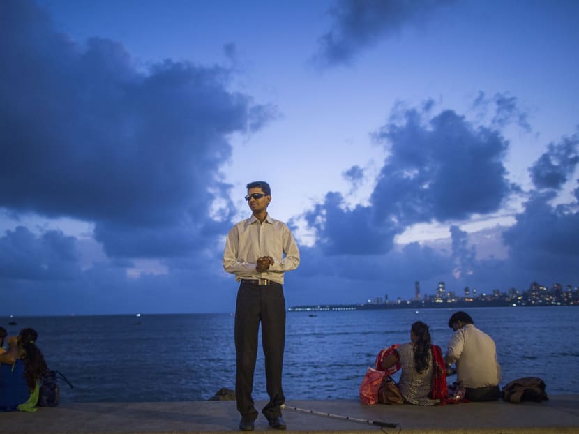 Vishal Agrawal, foreign exchange trader at Standard Chartered, in Mumbai. Photo: Bloomberg
