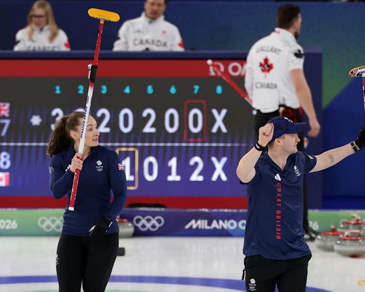 Curling-Rock-solid Britain beat US to secure semi-final berth