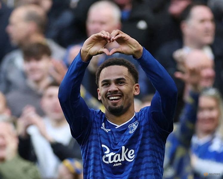 Premier League clubs smash summer transfer spending record