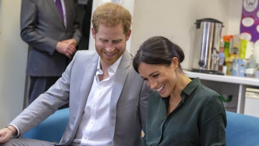 Putera Harry dan isteri bakal timang anak sulung