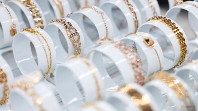 Indonesians rush to gold as rupiah and stocks plunge amid US tariff worries