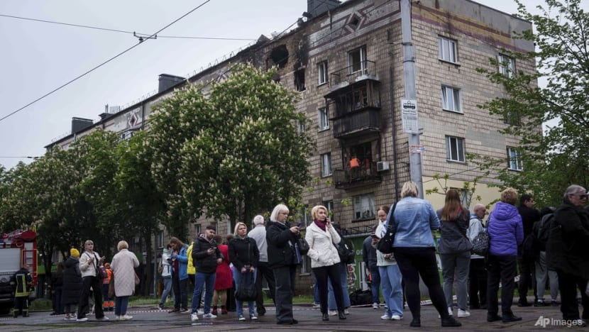 Ukraine's cities quiet as Kremlin-sponsored ceasefire kicks in Ukraine's cities quiet as Kremlin-sponsored ceasefire kicks in