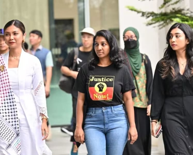 3 women charged with organising procession to Istana in support of Palestinian cause