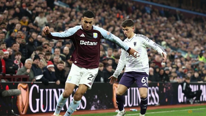 Superb Rogers double gives Aston Villa 2-1 win over Man United