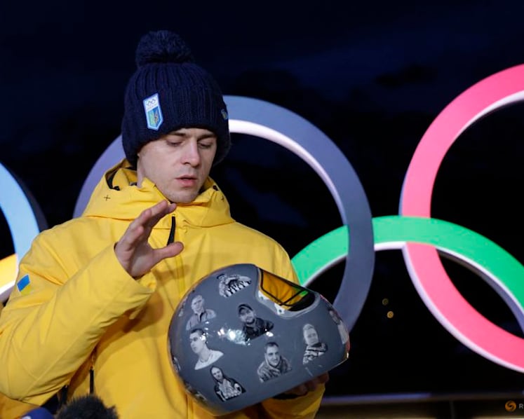 Skeleton-Ukraine's Heraskevych disqualified over helmet controversy