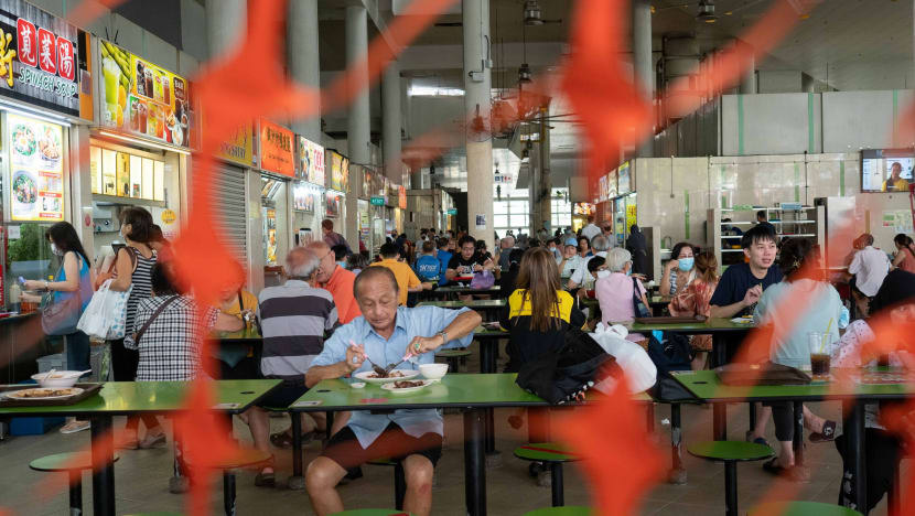 6 non-fully vaccinated people found dining at hawker centres since Covid-19 restrictions eased: MSE