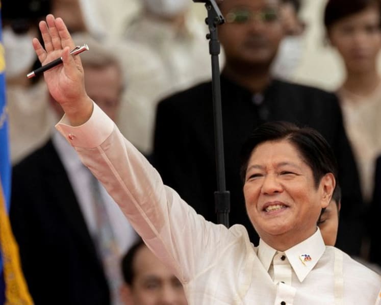 Commentary: The lucrative job of being a pro-Marcos social media influencer in the Philippines