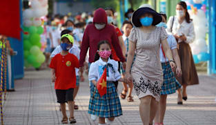 Vietnam beri 'insentif kelahiran' di tengah tren Asia yang meninggalkan kebijakan dua anak