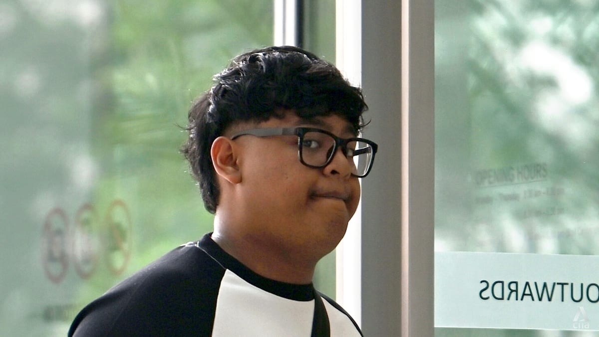 Probation for motorcyclist, 21, who performed dangerous ‘Superman’ stunt while riding along ECP