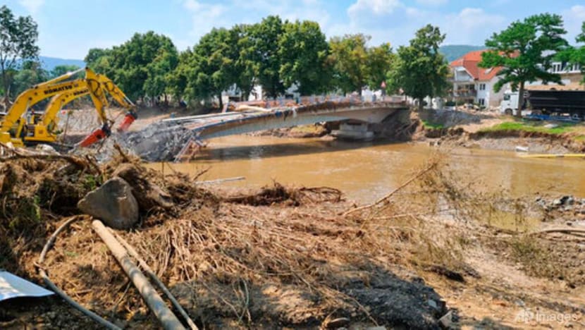 Residents of flood-hit German towns tell of short lead time