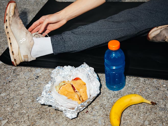 Do you really need to 'refuel' during exercise? What to know about mid-workout energy gels and sports drinks