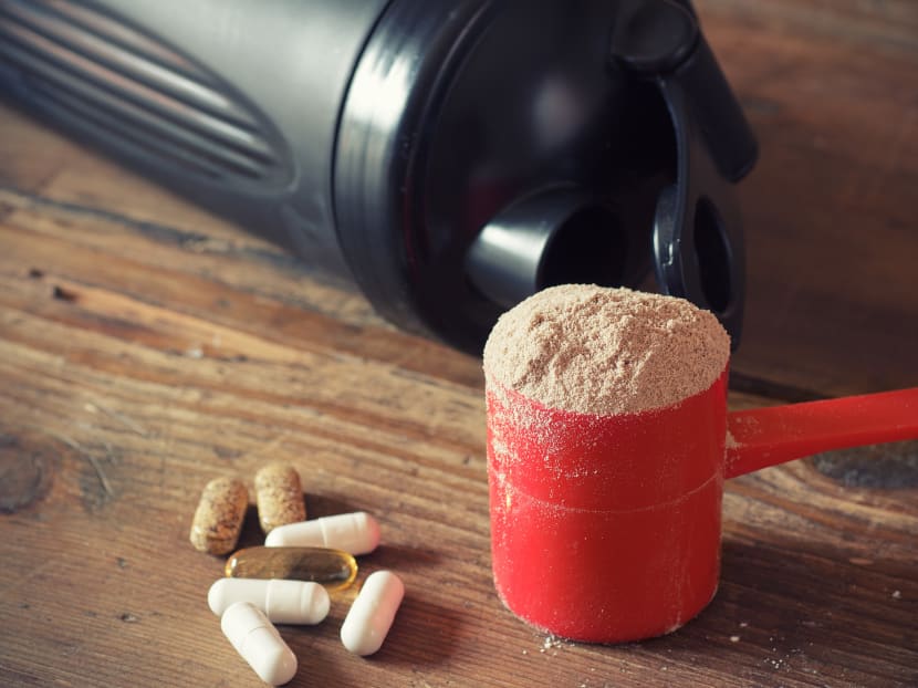 One doctor in private practice said that there is no high-quality evidence to show that protein supplements, whether in the form of shakes or tablets, are superior to a diet rich in meat, which is less expensive. One doctor in private practice said that there is no high-quality evidence to show that protein supplements, whether in the form of shakes or tablets, are superior to a diet rich in meat, which is less expensive.