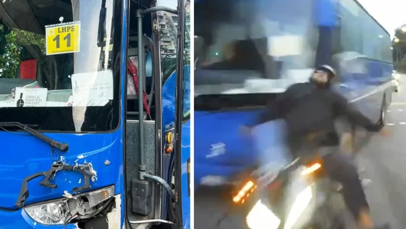 Penunggang motosikal tercampak selepas dirempuh bas di Clementi; pemandu bas berusia 72 tahun disiasat Penunggang motosikal tercampak selepas dirempuh bas di Clementi; pemandu bas berusia 72 tahun disiasat