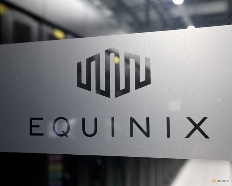 Equinix shares fall on soft third-quarter forecast 