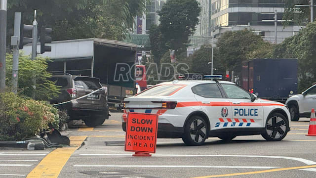 乌节路百利宫外发生车祸 十多人受伤 