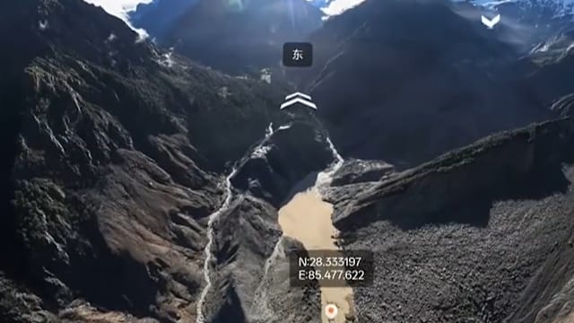 西藏上游堰塞湖不断溢流 救援工作被迫暂停