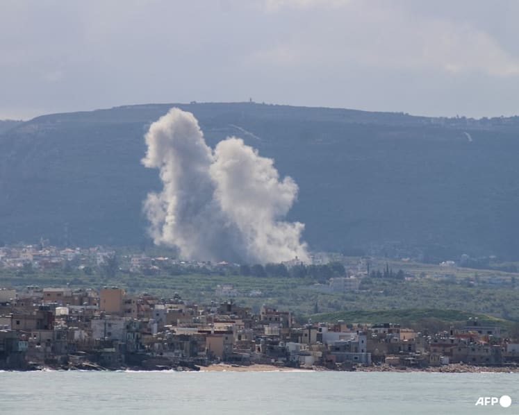 Israeli strike near Beirut kills two as raids target southern suburbs