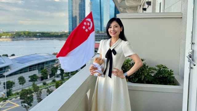 欢迎回家！欧菁仙返新加坡出席《红星大奖2025》