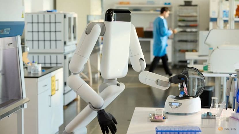 French startup bets on non-humanoid design in crowded AI robot race