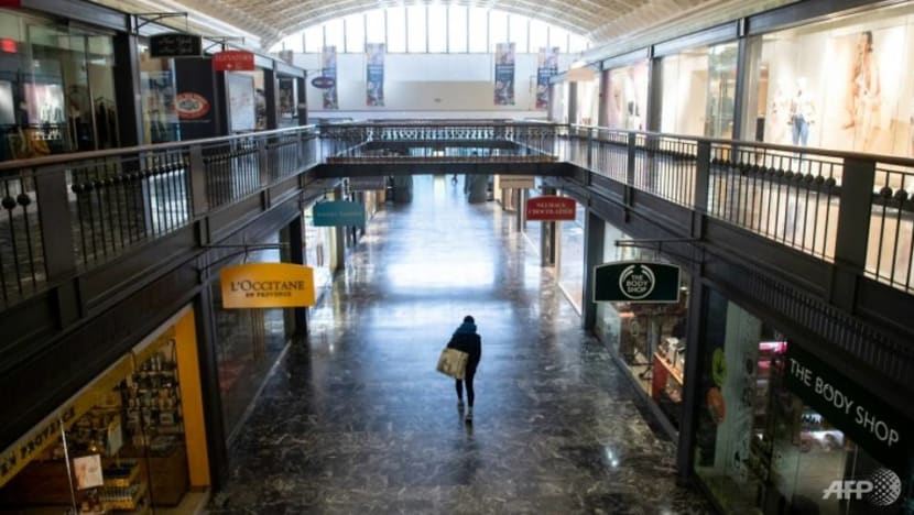 US economy shrank 3.5% in 2020 after growing 4% last quarter