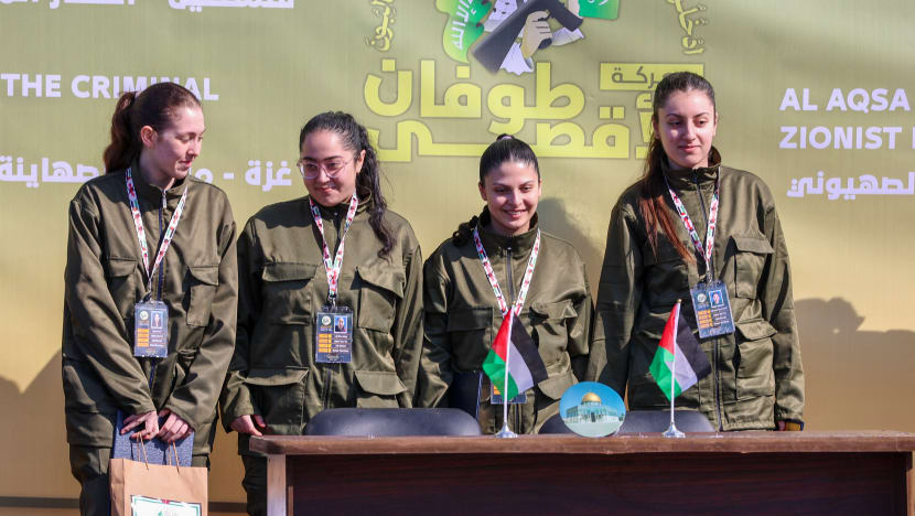 Askar wanita Israel yang dibebaskan sangkal dakwaan diberi dadah ketika jadi tebusan