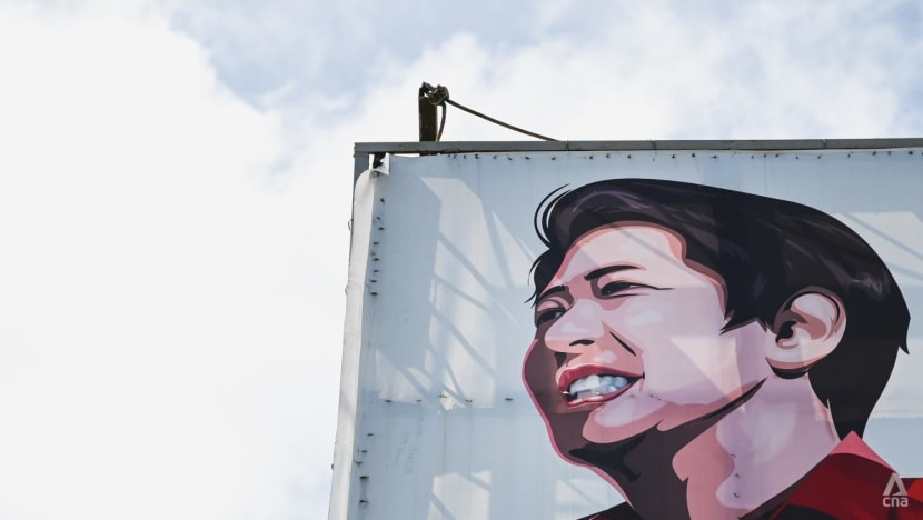 Philippine presidential race: Family legacy a double-edged sword for Bongbong Marcos