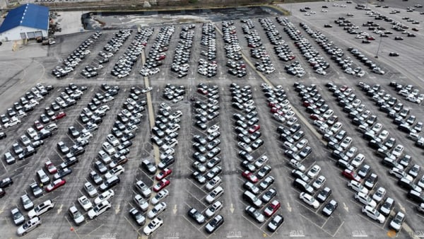 Trump to reduce impact of auto tariffs, Commerce secretary says - Channel News Asia (Picture 2)
