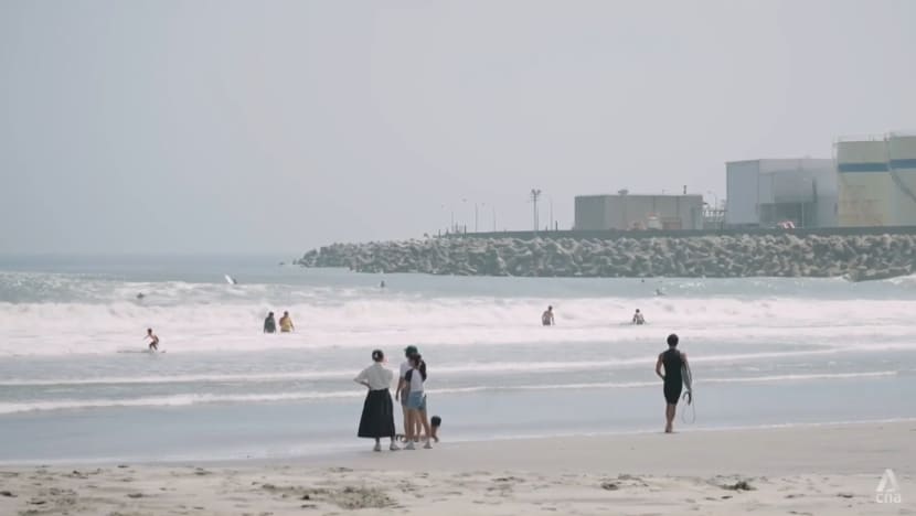‘We can’t continue to worry’: Japanese surfers ride waves near Fukushima nuclear plant ‘We can’t continue to worry’: Japanese surfers ride waves near Fukushima nuclear plant