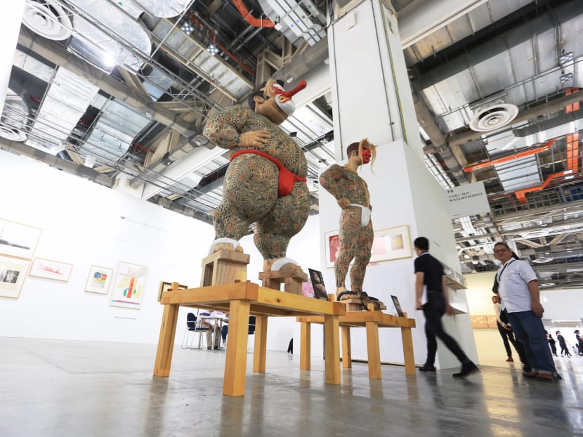 Art Stage S’pore 2016 kicks off with “cockroach art” and a rhino Art Stage S’pore 2016 kicks off with “cockroach art” and a rhino