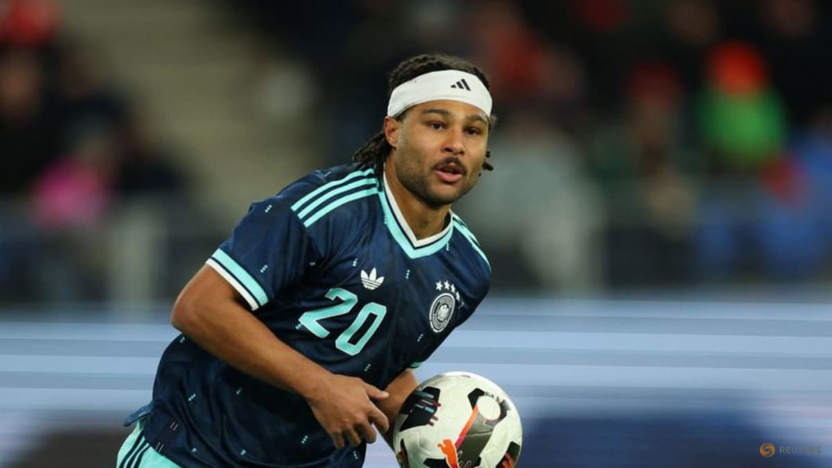 Bayern's Gnabry suffers adductor muscle injury