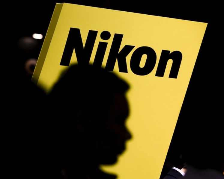 EssilorLuxottica becomes Nikon's top shareholder with green light to hike to 20%