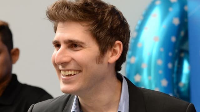 Facebook联合创始人萨维林 捐狮城私校约2000万元