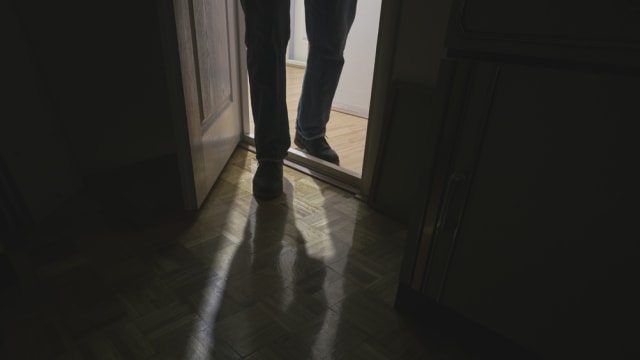 本地男性侵继外甥女  被判监禁18年鞭笞24下