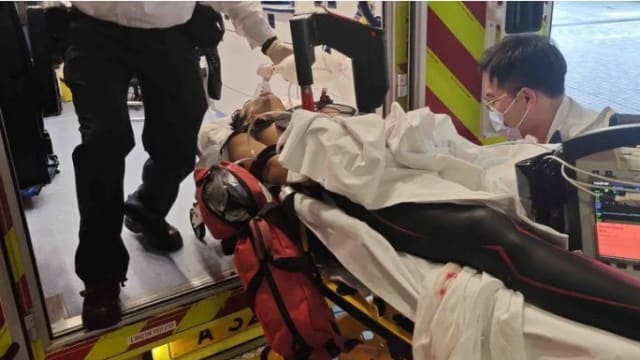 年轻医生海泳被快艇撞  左腿截断抢救失败身亡