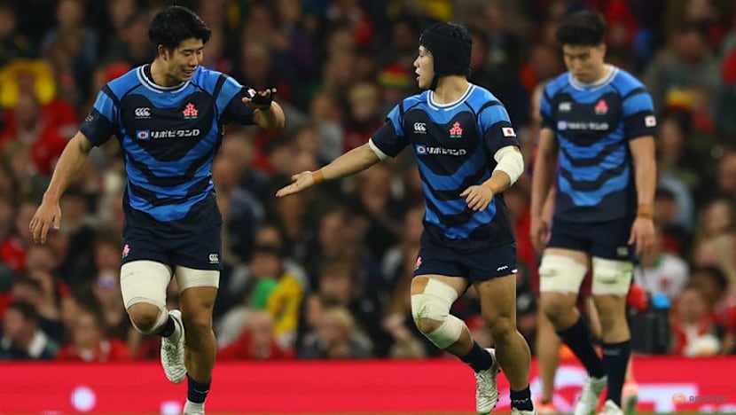 Japan change front row as they seek victory over France
