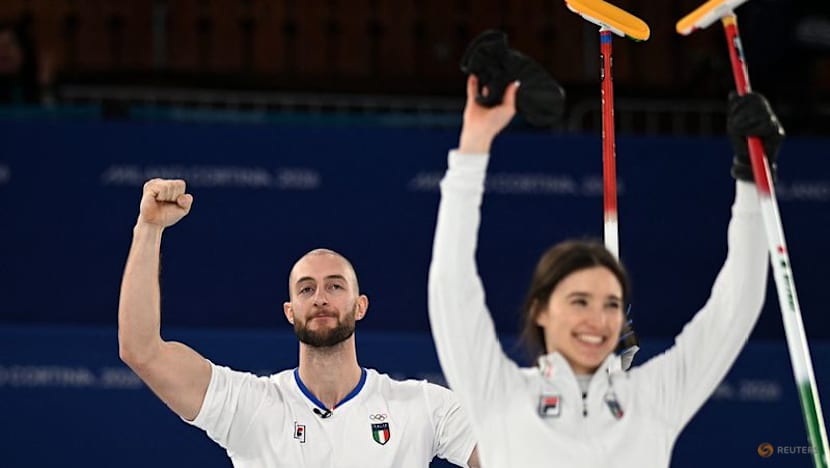Curling-Italy see off Britain in tight match to secure mixed doubles bronze