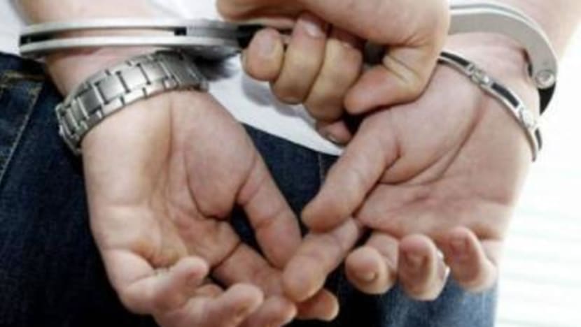 Social escort who stole credit cards jailed 3 years