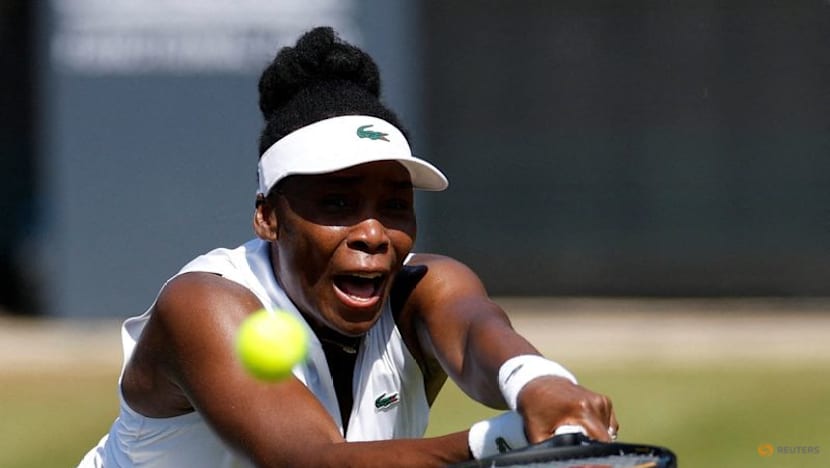 Williams sisters pull out of Wimbledon doubles after Serena injury