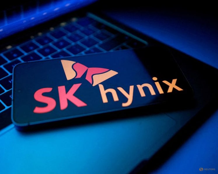 SK Hynix to bring ADR funds to South Korea by around July 15, source says