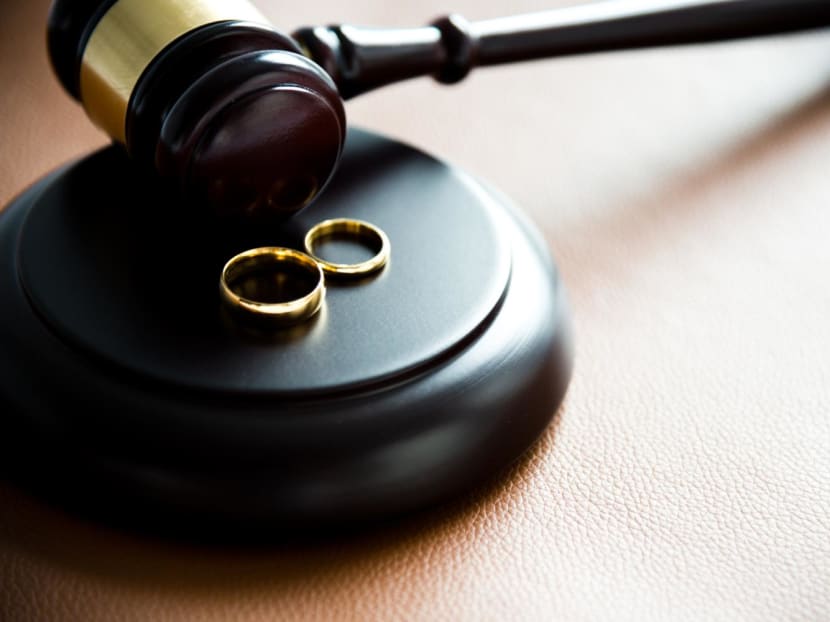 Man in mutually abusive marriage gets jail for assault on wife that left her with double vision Man in mutually abusive marriage gets jail for assault on wife that left her with double vision
