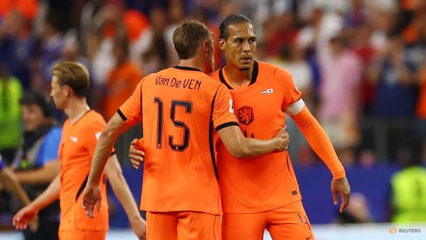 High-flying Sweden take on disappointed Dutch in Group F
