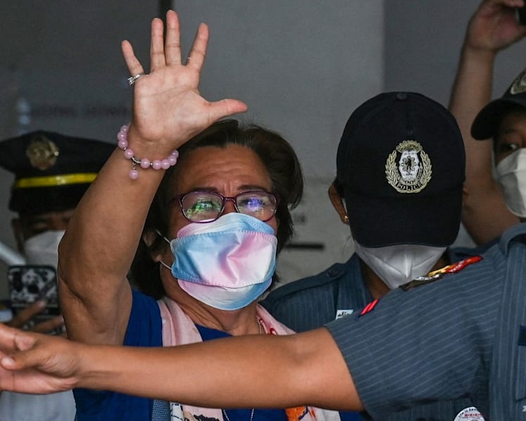 Philippine police kill 3 inmates amid rampage in Manila jail