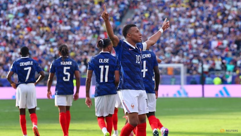 Mbappe uncorks France as Sweden are swept aside in Champagne World Cup show