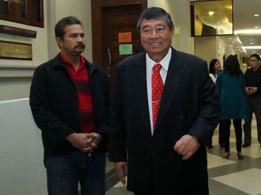 Former Malaysian transport minister Ling Liong Sik (centre). Photo: The Malaysian Insider