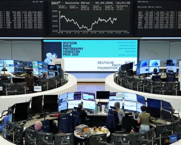 Stocks, bonds gain ahead of US data, Fed comments; yen rallies