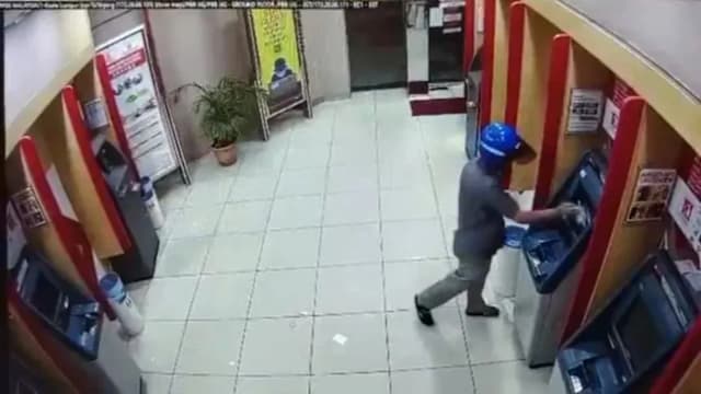 不满提款失败 马国六旬男砸毁12台提款机被捕