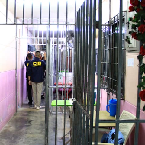设“笼床”困住住户 泰养老护理中心遭吊销执照勒令关闭